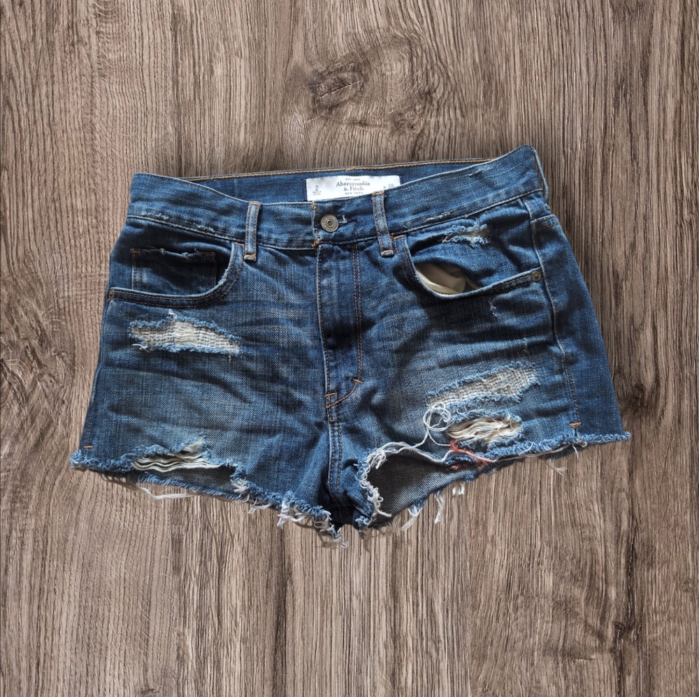 Abercrombie‎ & Fitch Distressed Blue Denim Shorts Size 2 W 26 NICE